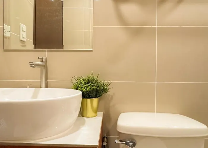 Cylos Place Manhattan Araneta Center 2br With Balcony Apartment Manila