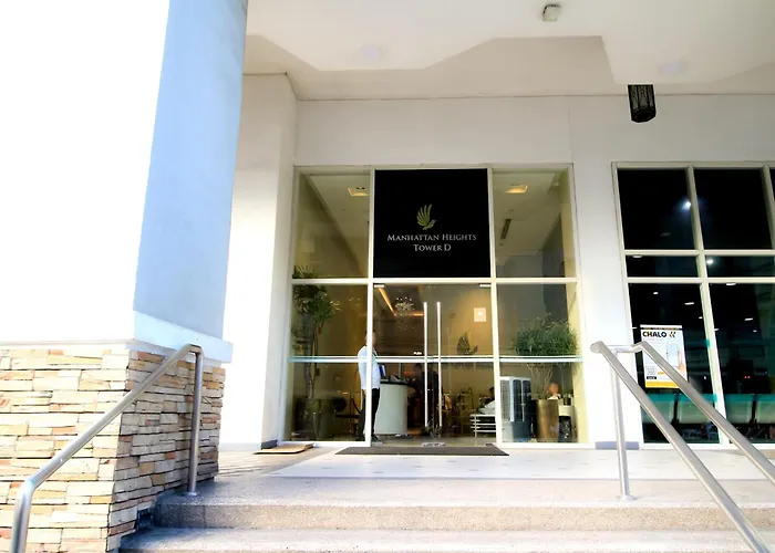 Cylos Place Manhattan Araneta Center 2br With Balcony * Manila