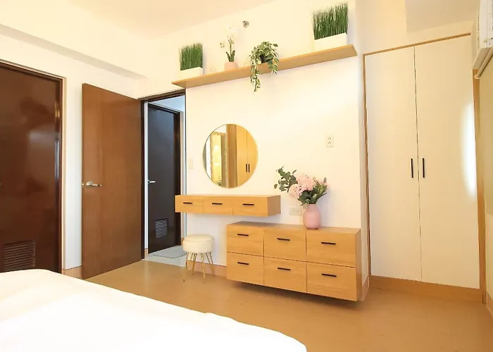 Cylos Place Manhattan Araneta Center 2br With Balcony