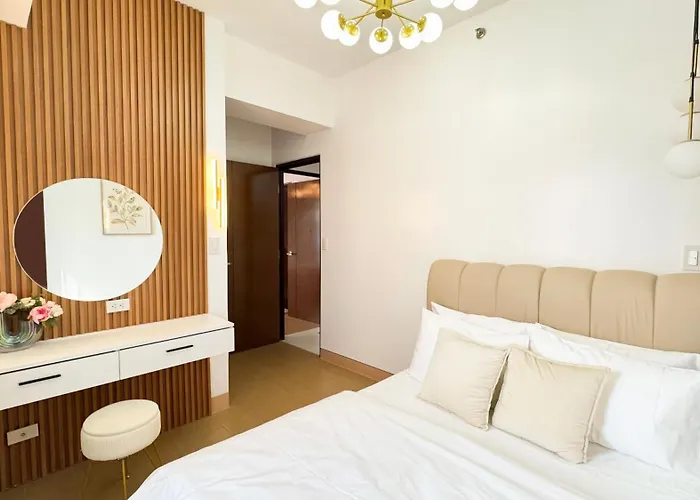 Cylos Place Manhattan Araneta Center 2br With Balcony * Manila