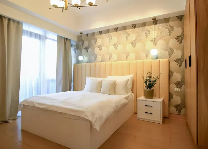 Apartment Cylos Place Manhattan Araneta Center 2br With Balcony *