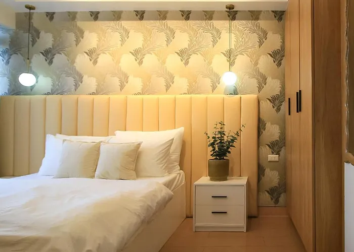 Cylos Place Manhattan Araneta Center 2br With Balcony Apartment *