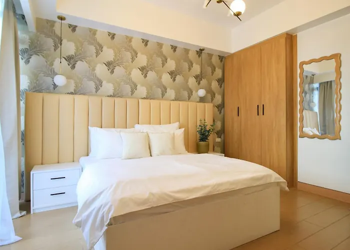 Cylos Place Manhattan Araneta Center 2br With Balcony Apartment Manila