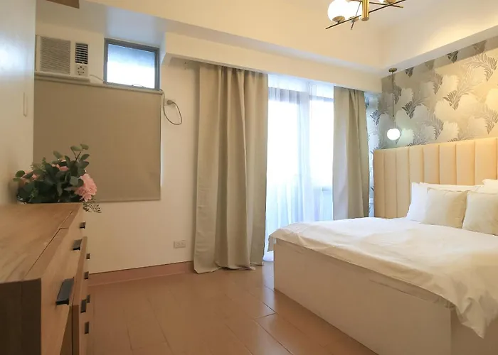 Cylos Place Manhattan Araneta Center 2br With Balcony Apartment