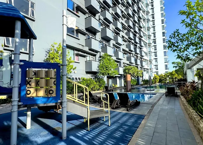 Apartment Cylos Place Manhattan Araneta Center 2br With Balcony