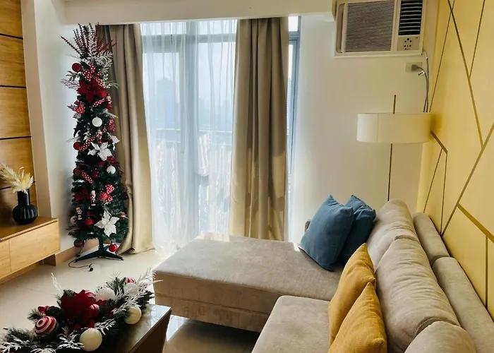 Cylos Place Manhattan Araneta Center 2br With Balcony Manila